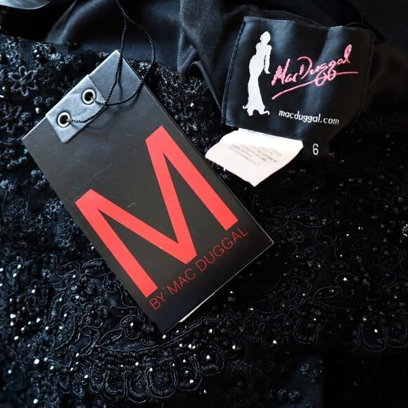 Mac Duggal Beaded Lace Cape Mermaid Train Evening Formal Dress Gown NWT New 6 - Picture 10 of 10